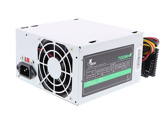 XTECH P4 Fuente de Poder Interna (PSU) / 700W / 20+4pin / Sata